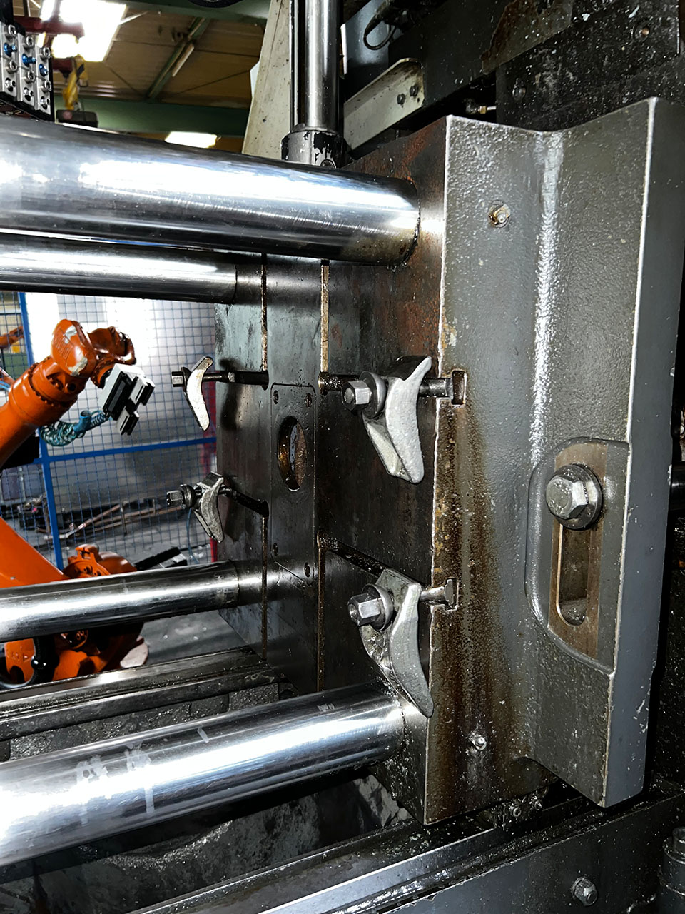 Frech DAW 80 mașină de turnare sub presiune cu cameră fierbinte WK1456, folosită Frech DAW 80 mașină de turnare sub presiune cu cameră fierbinte WK1456, folosită