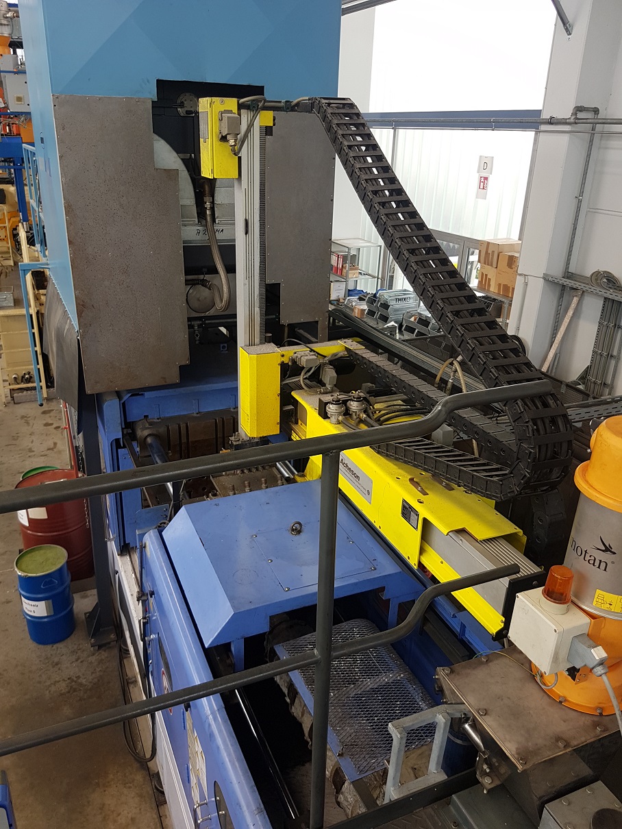 JSW J 650 EL III Mașină de turnat magneziu KK1549, folosită JSW J 650 EL III Mașină de turnat magneziu KK1549, folosită