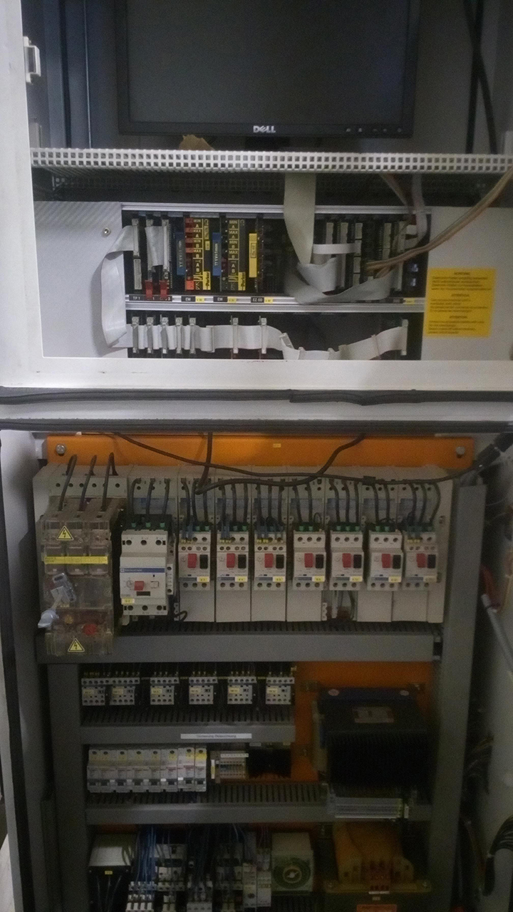 Frech DAW 50 S DC mașină de turnare sub presiune cu cameră fierbinte WK1449, folosită Frech DAW 50 S DC mașină de turnare sub presiune cu cameră fierbinte WK1449, folosită