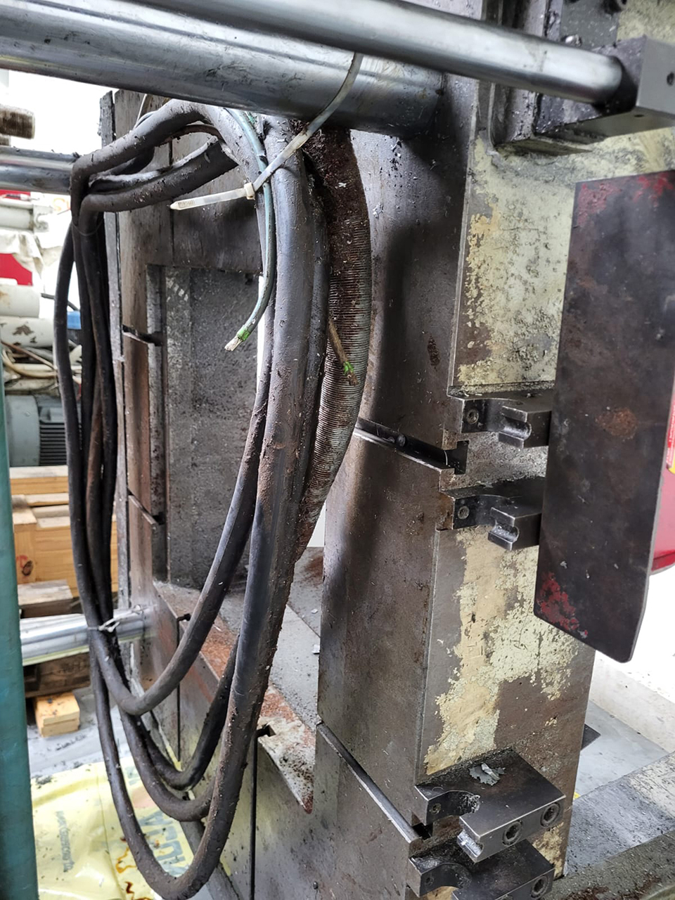 Presă de tăiat Technopres KZP 40 EP1996, utilizată Presă de tăiat Technopres KZP 40 EP1996, utilizată