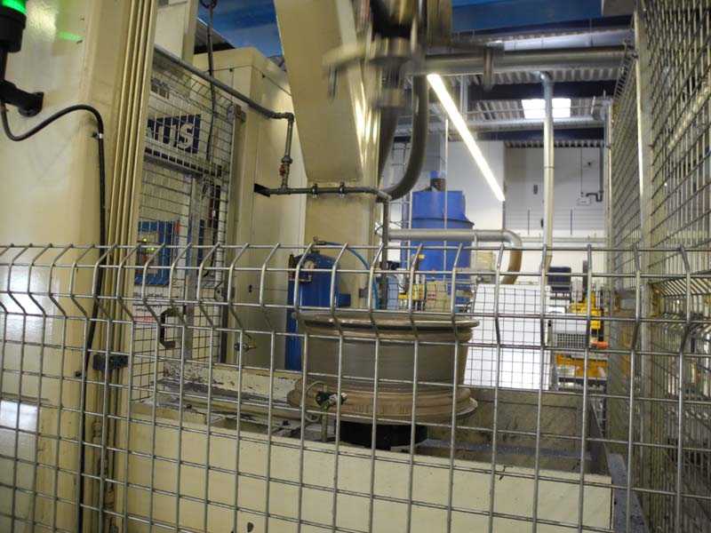Centrul de găurire și strunjire Maus pentru roți din aluminiu linia 5, folosit