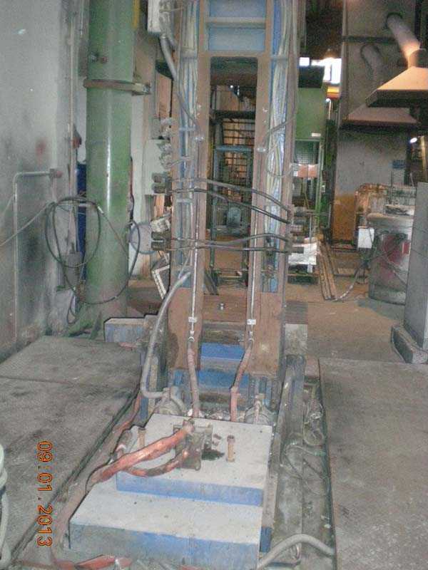 5ab3a3d9e5063d05b2f9abff53af3805 Kurtz AK01 Mașină de turnare gravitațională basculantă Kurtz AK01, folosită