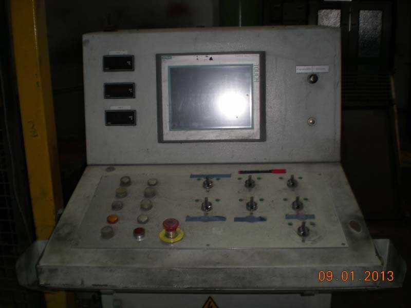 8d89afcf19737a9870af6eded7b325d1 Kurtz AK01 Mașină de turnare gravitațională basculantă Kurtz AK01, folosită