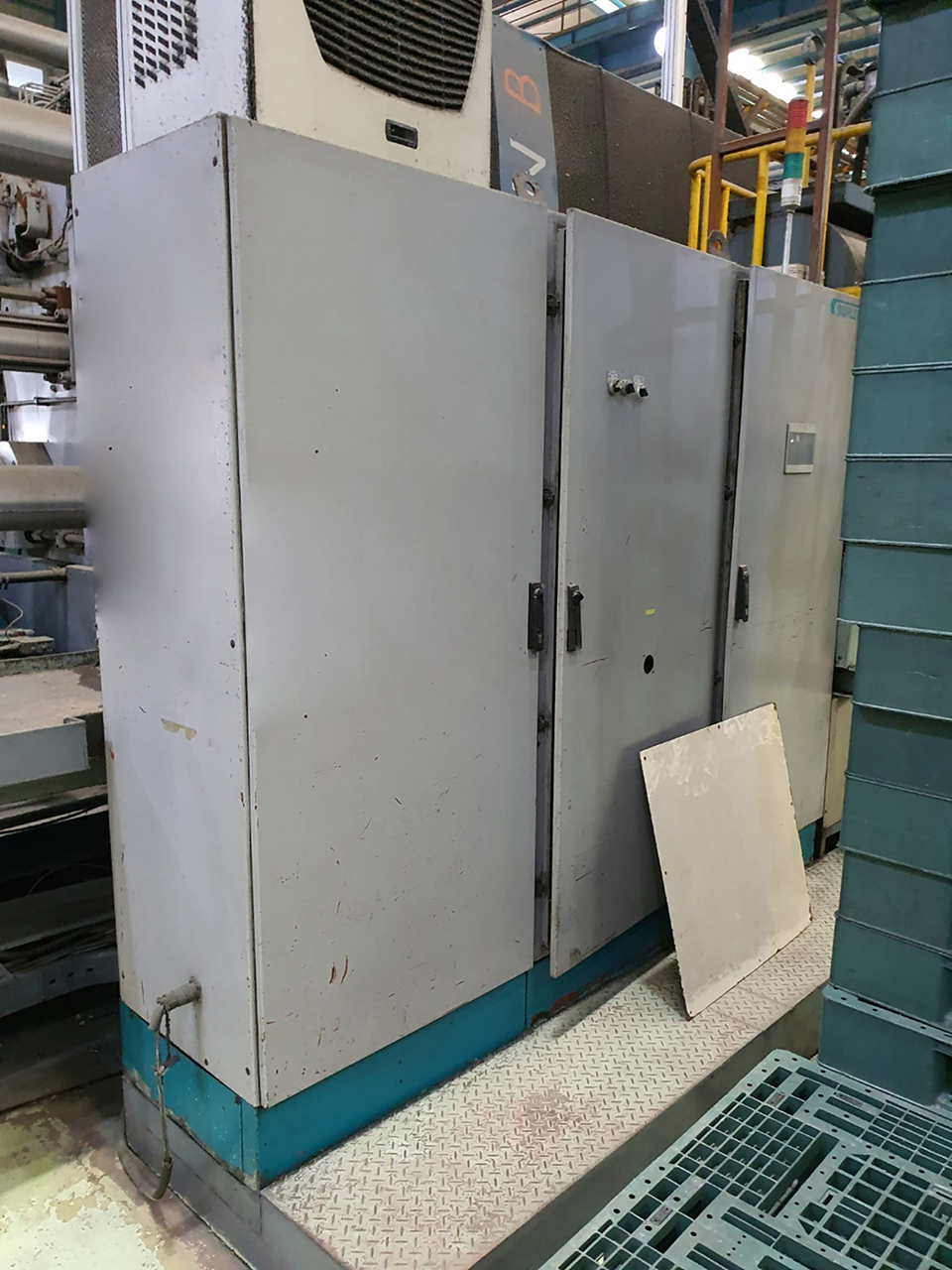 Mașină de turnare sub presiune cu cameră rece Bühler Evolution 140 D KK1650, utilizată Mașină de turnare sub presiune cu cameră rece Bühler Evolution 140 D KK1650, utilizată