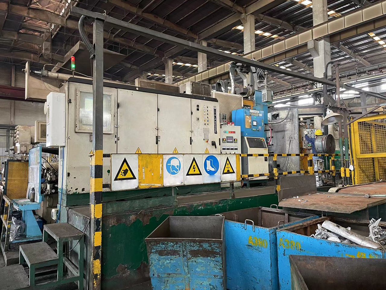 Italpresse IP 2150 SC mașină de turnare sub presiune cu cameră rece KK1654, folosită Italpresse IP 2150 SC mașină de turnare sub presiune cu cameră rece KK1654, folosită
