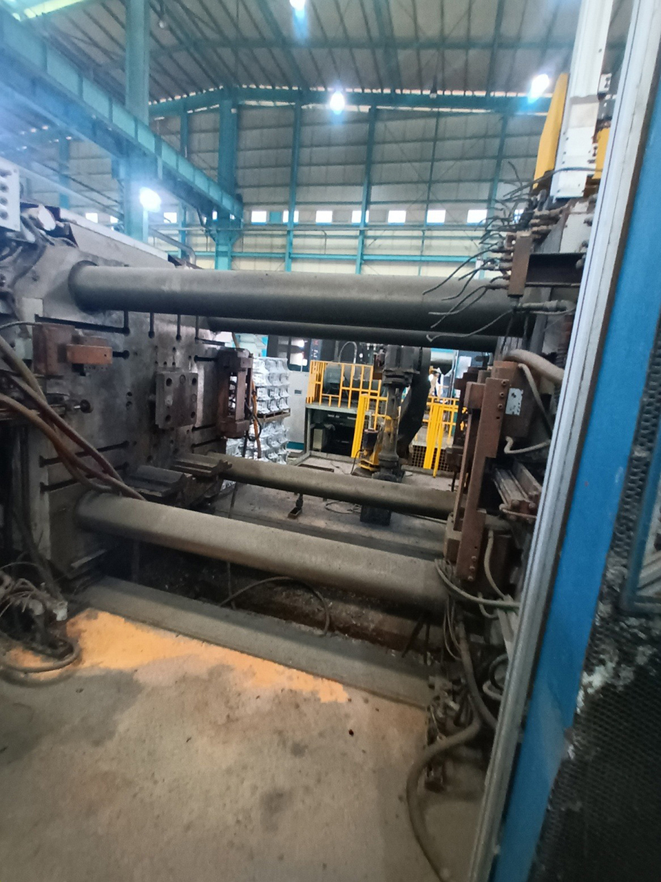 Mașină de turnare sub presiune cu cameră rece Bühler Evolution 140 D KK1650, utilizată Mașină de turnare sub presiune cu cameră rece Bühler Evolution 140 D KK1650, utilizată
