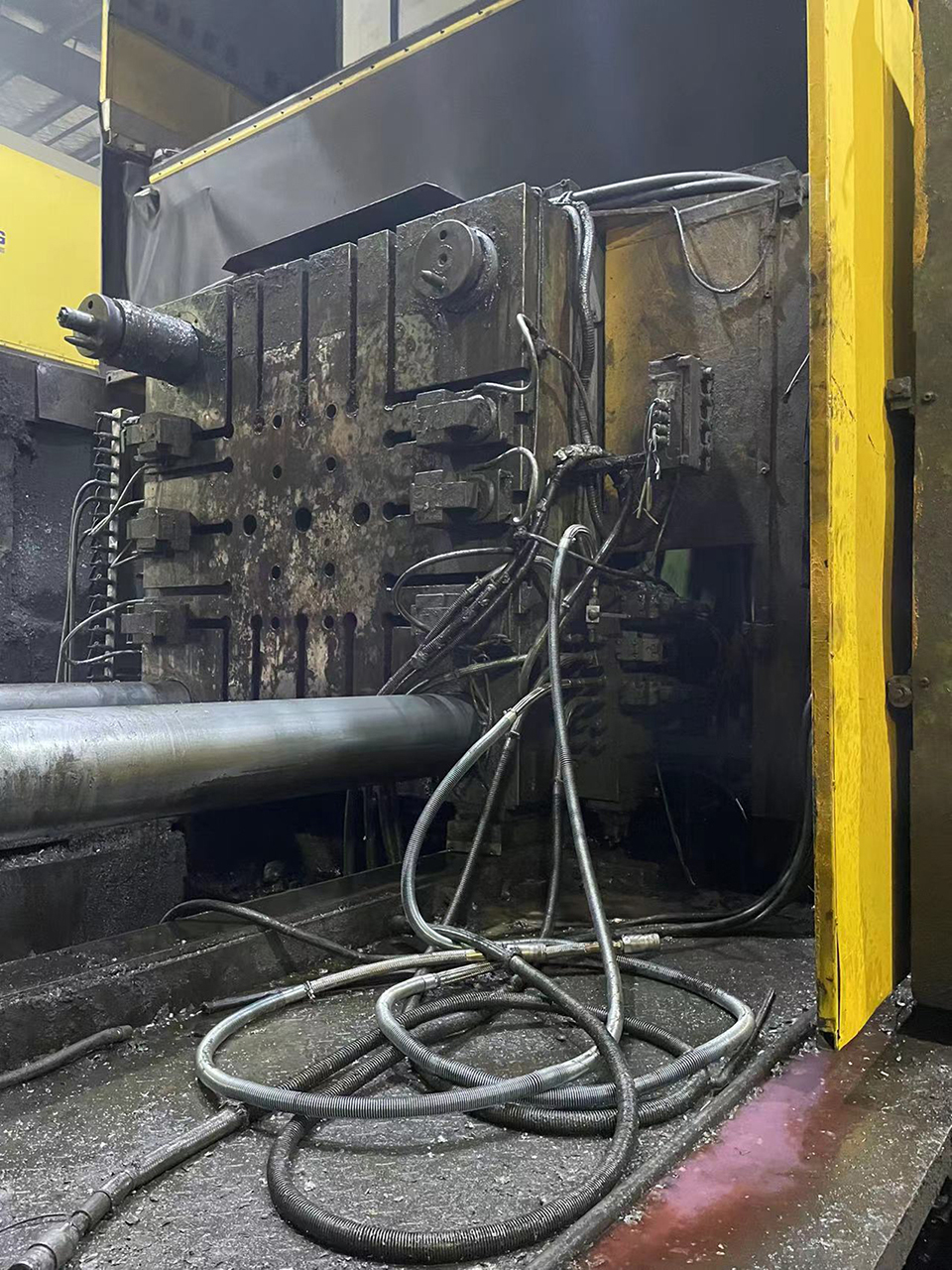 Italpresse IP 1650 SC mașină de turnare sub presiune cu cameră rece KK1652, folosită Italpresse IP 1650 SC mașină de turnare sub presiune cu cameră rece KK1652, folosită