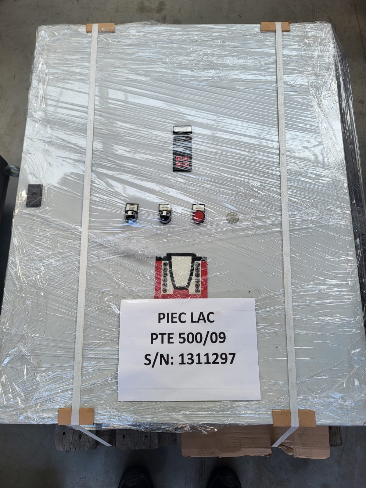 Lac PТР 300/12 cuptor cu creuzet O1668, folosit Lac PТР 300/12 cuptor cu creuzet O1668, folosit