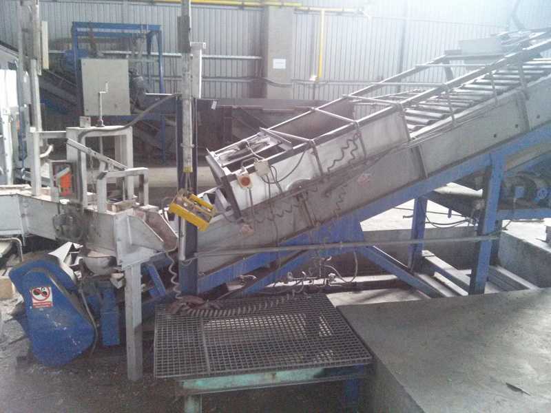 Broeze Mobil Metal Melter Instalație de reciclare a aluminiului, folosită O1616