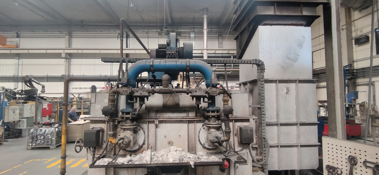 Cuptor de topire și menținere ZPF ST-G2T4 CH HT O1823, utilizat