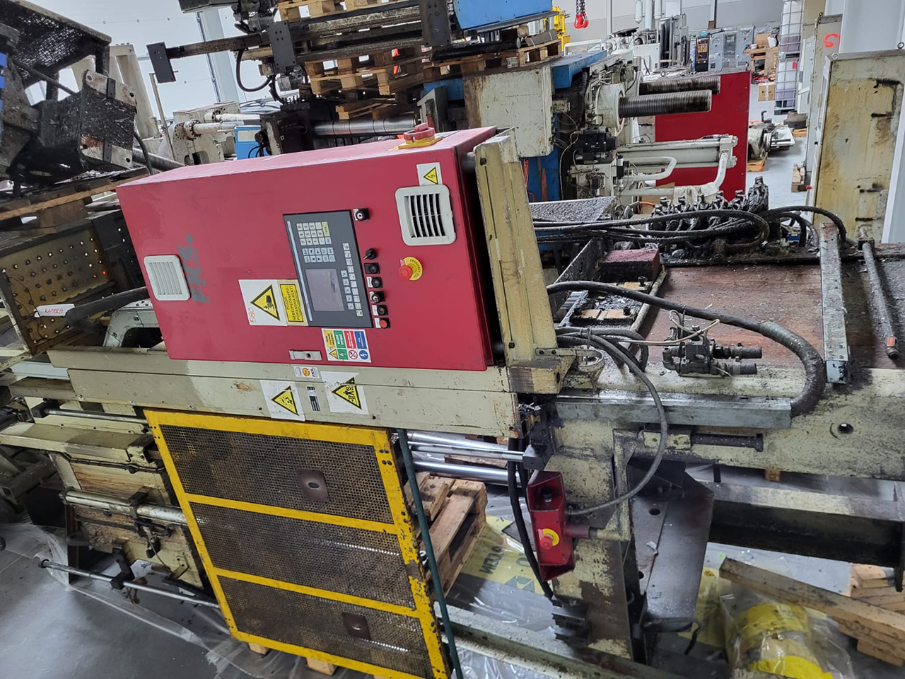 Presă de tăiat Technopres KZP 40 EP1996, utilizată Presă de tăiat Technopres KZP 40 EP1996, utilizată