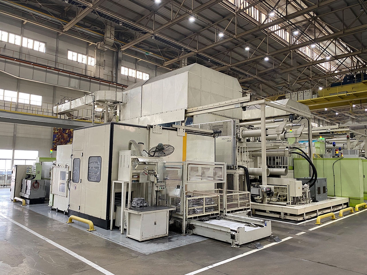 Mașină de turnare sub presiune cu cameră rece Bühler Evolution B 270 D KK1617, folosită Mașină de turnare sub presiune cu cameră rece Bühler Evolution B 270 D KK1617, folosită