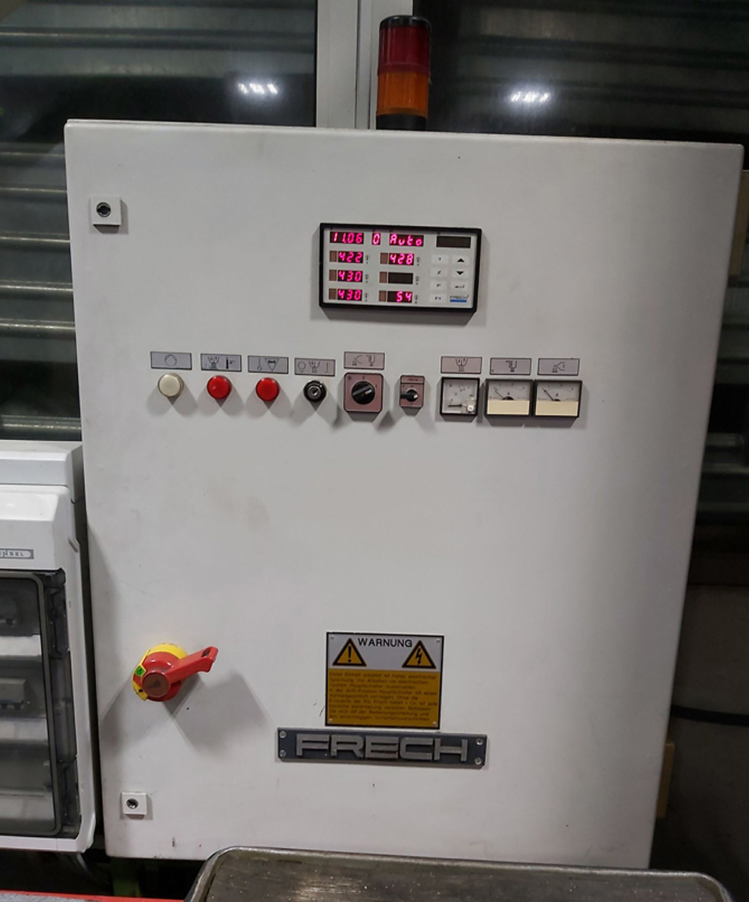Frech-DAW-50-S-DC-hot-chamber-die-casting-machine-WK1449-p8 Frech DAW 50 S DC mașină de turnare sub presiune cu cameră fierbinte WK1449, folosită