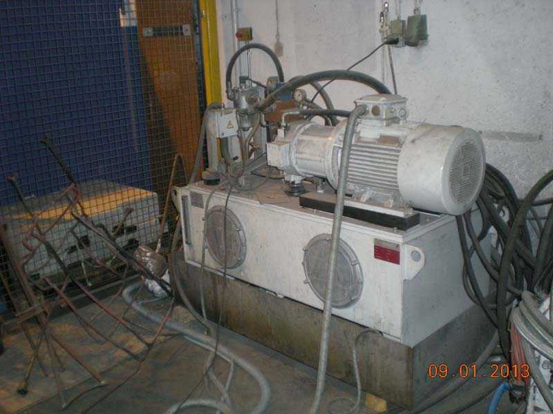0f1a34bd1136be9c85b40a0b3995014f Kurtz AK01 Mașină de turnare gravitațională basculantă Kurtz AK01, folosită
