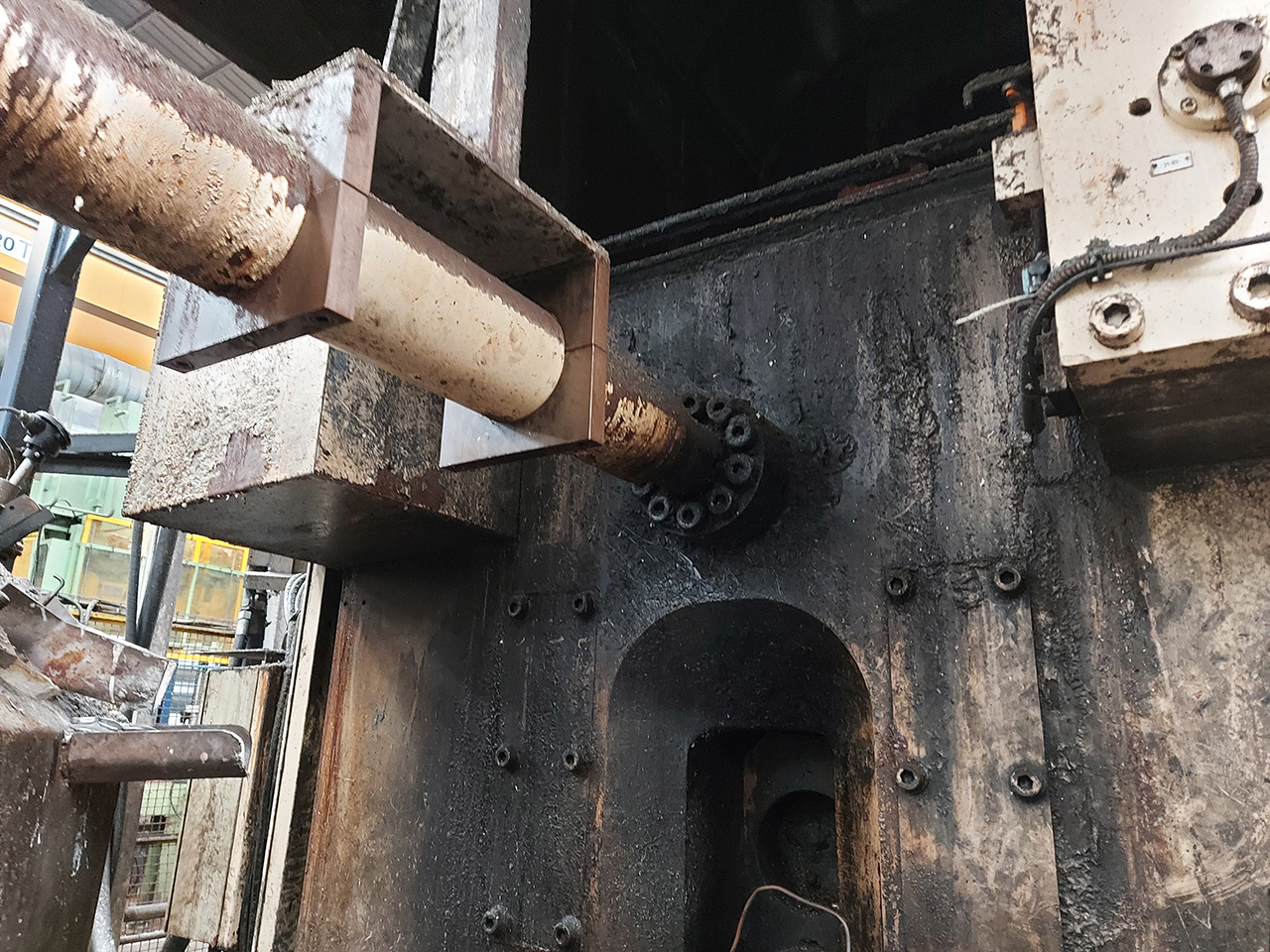 M-uller-Weingarten-GDK-1750-cold-chamber-die-casting-machine-KK1585-p7 Müller Weingarten GDK 1750 mașină de turnare sub presiune cu cameră rece KK1585, folosită