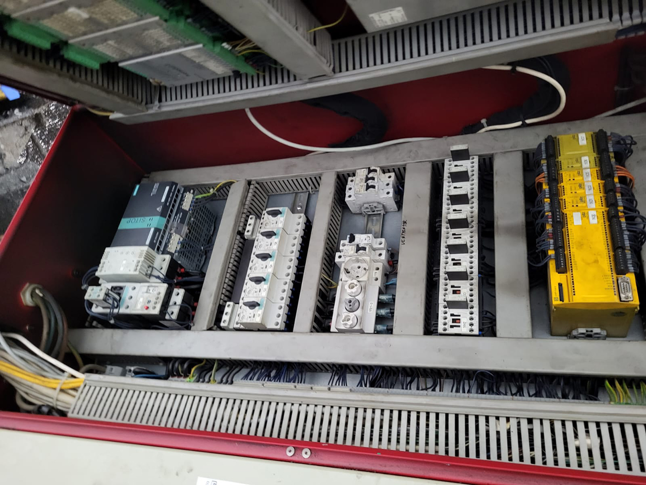Presă de tăiat Technopres KZP 40 EP1996, utilizată Presă de tăiat Technopres KZP 40 EP1996, utilizată