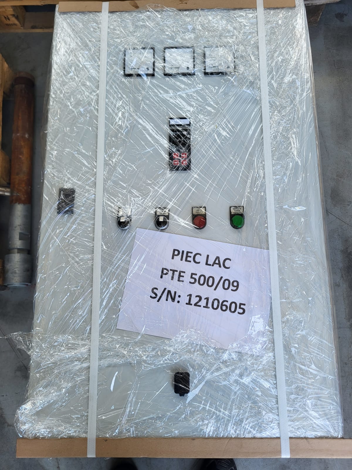 Lac PТР 300/12 cuptor cu creuzet O1668, folosit Lac PТР 300/12 cuptor cu creuzet O1668, folosit
