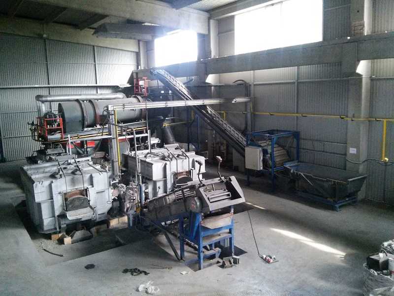 Broeze Mobil Metal Melter Instalație de reciclare a aluminiului, folosită O1616