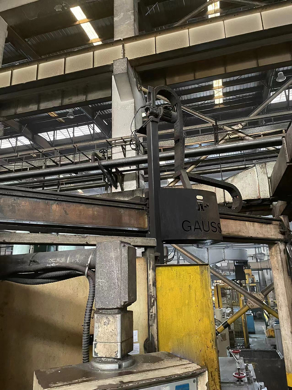 Italpresse IP 1650 SC mașină de turnare sub presiune cu cameră rece KK1656, folosită Italpresse IP 1650 SC mașină de turnare sub presiune cu cameră rece KK1656, folosită
