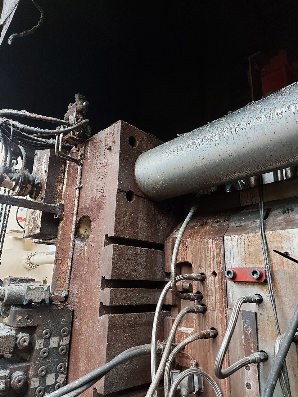 M-uller-Weingarten-GDK-1750-cold-chamber-die-casting-machine-KK1585-p5 Müller Weingarten GDK 1750 mașină de turnare sub presiune cu cameră rece KK1585, folosită