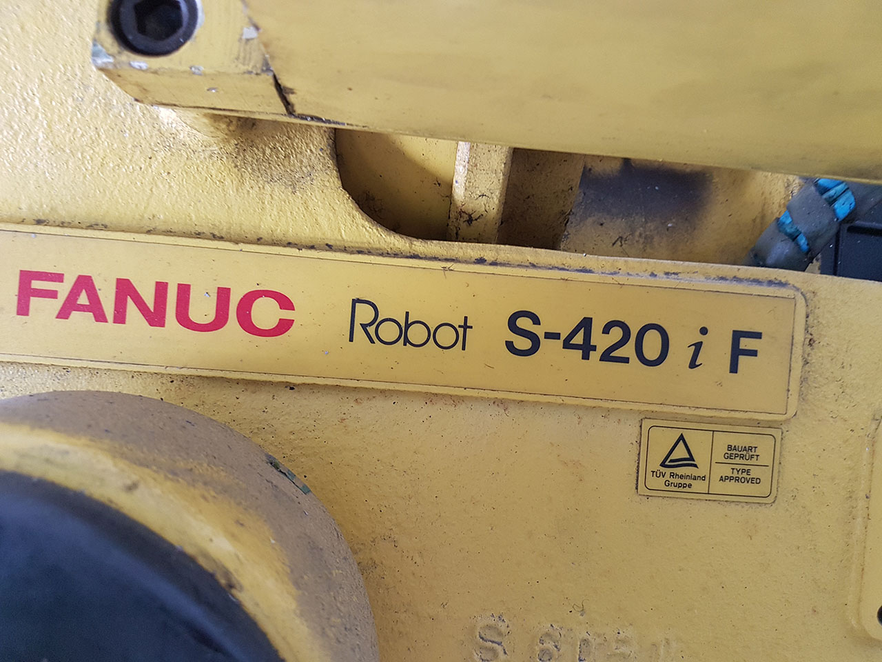 Robot de turnătorie FANUC S-420 i F, folosit HR1815