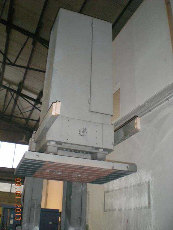 7ae42f92ac9681429dfc87b1d0dbc3f6 Kurtz AK01 Mașină de turnare gravitațională basculantă Kurtz AK01, folosită