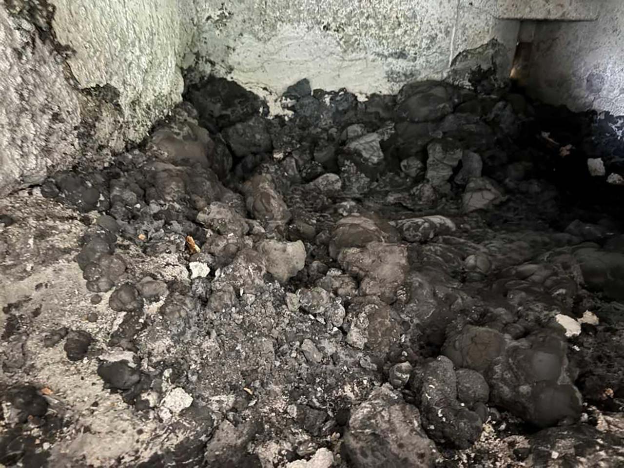 Cuptor de topire și menținere StrikoWestofen MH II-T 3000/1500 G-eg O1810, folosit Cuptor de topire și menținere StrikoWestofen MH II-T 3000/1500 G-eg O1810, folosit